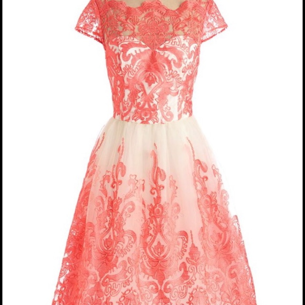 Modcloth exquisite elegance dress coral size 20